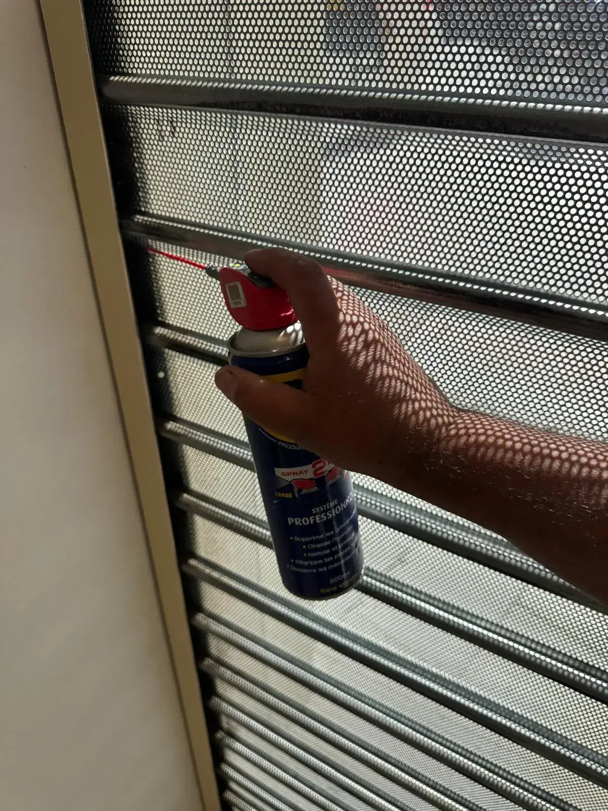 Entretien et maintenance de rideau métallique à Marseille 14