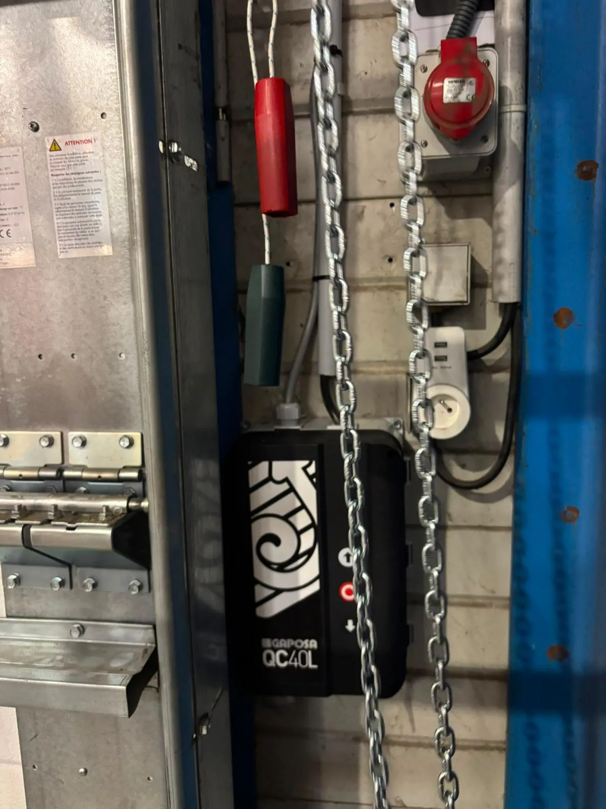 Motorisation de rideau métallique à Marseille 14