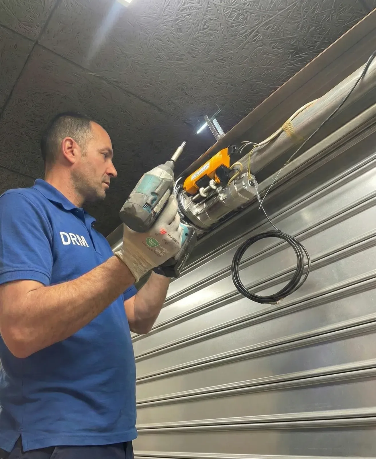 Motorisation de rideau métallique à Marseille 14